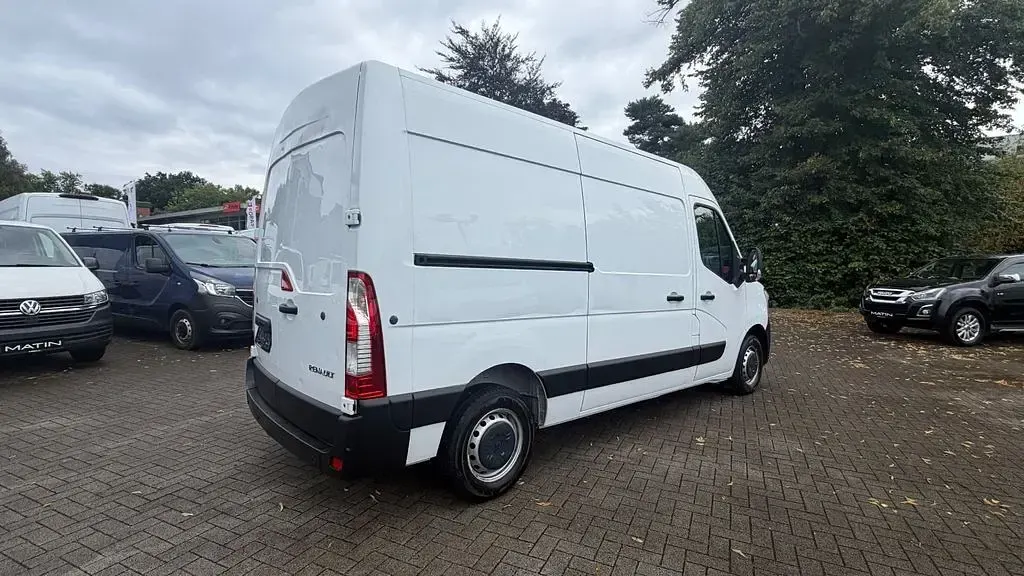 Gebraucht Renault Master 135 PS (99 kW) 2021 Weiß Van / Kleinbus
