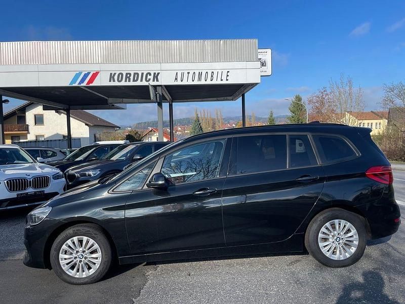 Gebraucht BMW 218 Gran Tourer Sport Line 140 PS (102 kW) 2020 Schwarz Van / Kleinbus