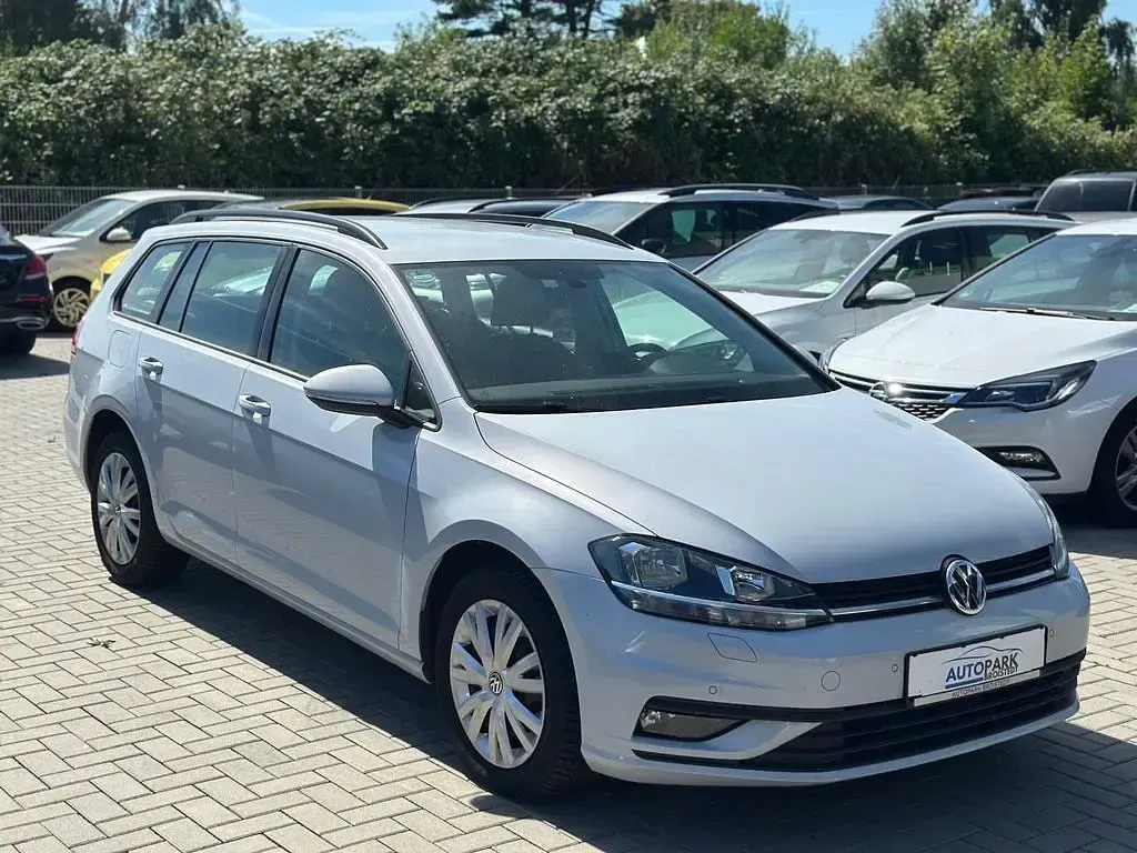 Gebraucht VW Golf VII Trendline 116 PS (85 kW) 2017 Silber Kombi