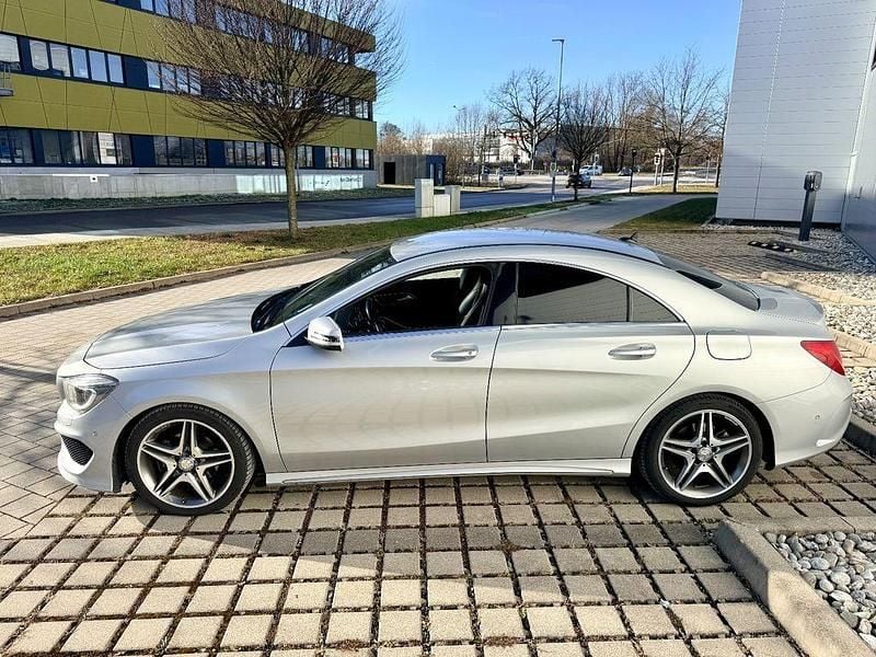 Gebraucht Mercedes CLA200 AMG line 156 PS (114 kW) 2016 Silber Limousine