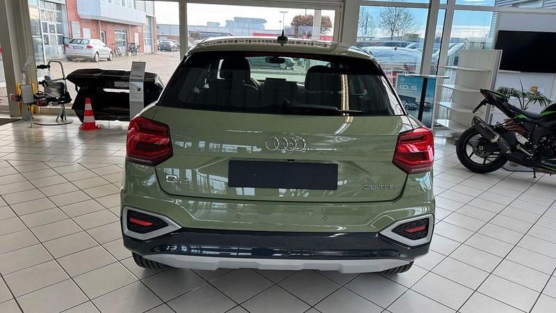 Gebraucht Audi Q2 Advanced 150 PS (110 kW) 2022 Grün SUV