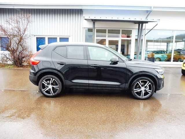 Gebraucht Volvo XC40 120 PS (88 kW) 2025 SUV