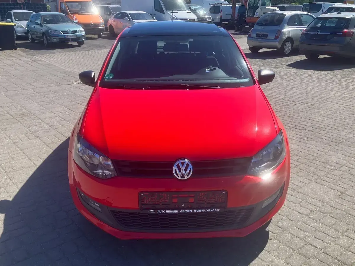 Gebraucht VW Polo Trendline 75 PS (55 kW) 2011 Rot Kleinwagen