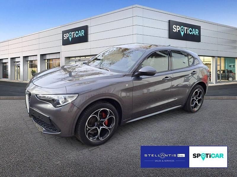 Grau Gebraucht 2022 Alfa Romeo Stelvio Ti SUV | 30.790 € (Superpreis) - Bild 1/4