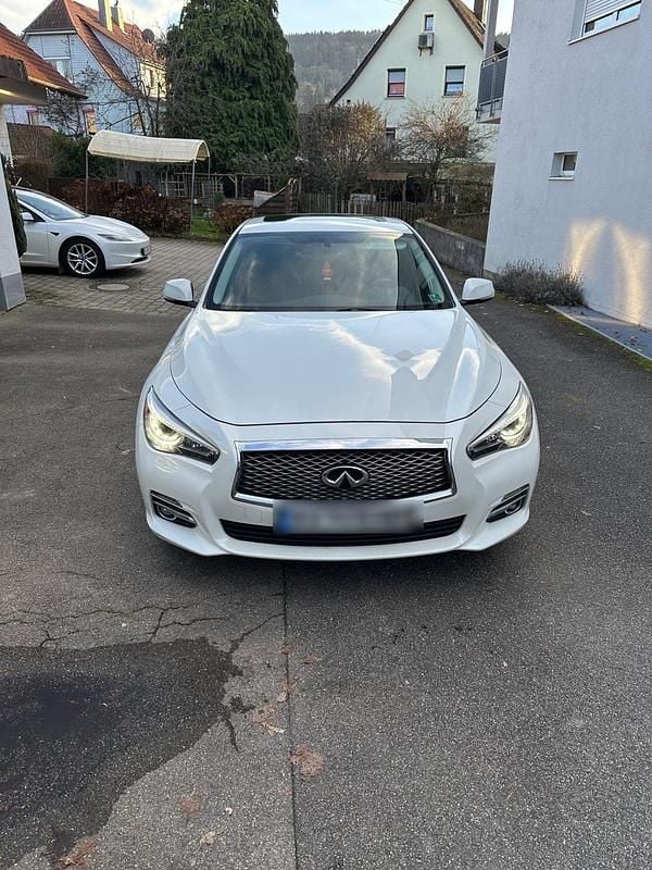 Gebraucht Infiniti Q50 211 PS (155 kW) 2016 Weiß Limousine