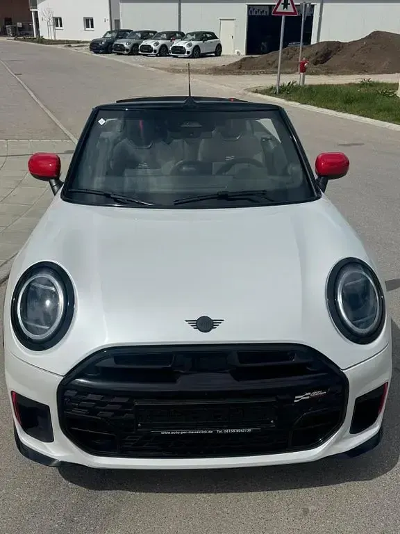 Neu Mini John Cooper Works Cabriolet 231 PS (169 kW) 2026 Weiß Cabrio