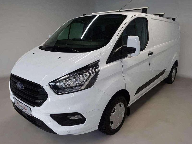 Gebraucht Ford Transit Custom 131 PS (96 kW) 2019 Frostweiß Van / Kleinbus
