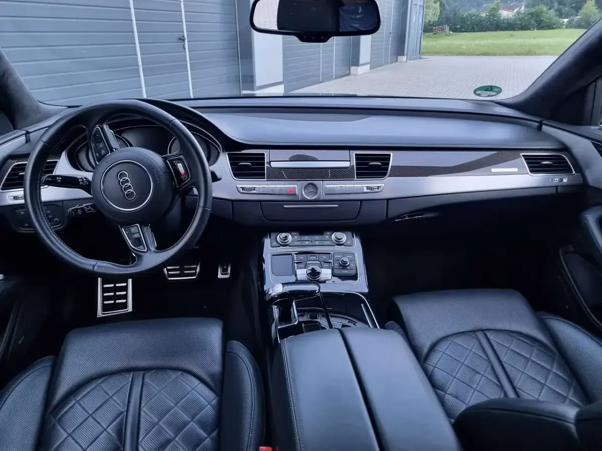 Gebraucht Audi S8 plus 605 PS (444 kW) 2017 Schwarz Limousine