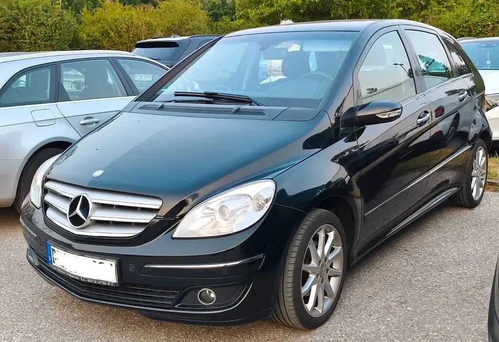 Gebraucht Mercedes B200 136 PS (100 kW) 2007 Schwarz Van / Kleinbus