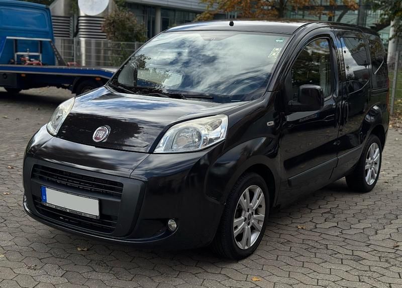 Schwarz Gebraucht 2009 Fiat Fiorino Trekking Van / Kleinbus | 1.700 € - Bild 1/4