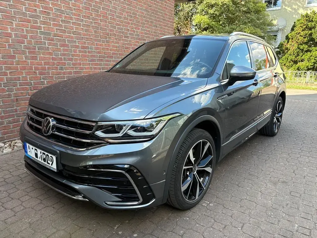 Gebraucht VW Tiguan Allspace R-line 200 PS (147 kW) 2021 Grau SUV