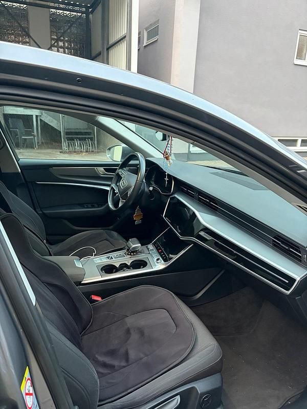 Gebraucht Audi A6 204 PS (150 kW) 2020 Grau Limousine