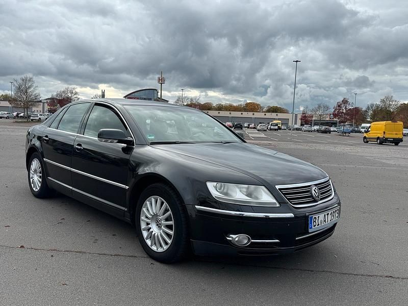 Schwarz Gebraucht 2009 VW Phaeton Limousine | 4.990 € (Guter Preis) - Bild 1/4