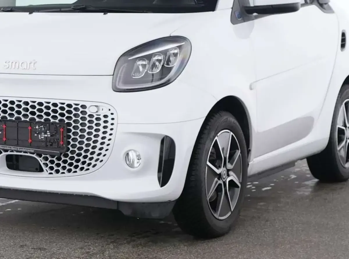 Gebraucht Smart ForTwo Coupé Passion Exclusive 60 kW (82 PS) 2024 Weiß Coupé