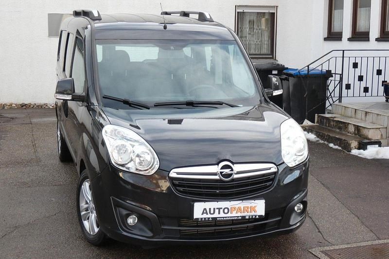 Gebraucht Opel Combo Edition 120 PS (88 kW) 2017 Schwarz Kombi