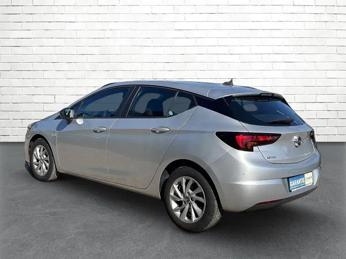 Gebraucht Opel Astra Edition 105 PS (77 kW) 2021 Silber Limousine