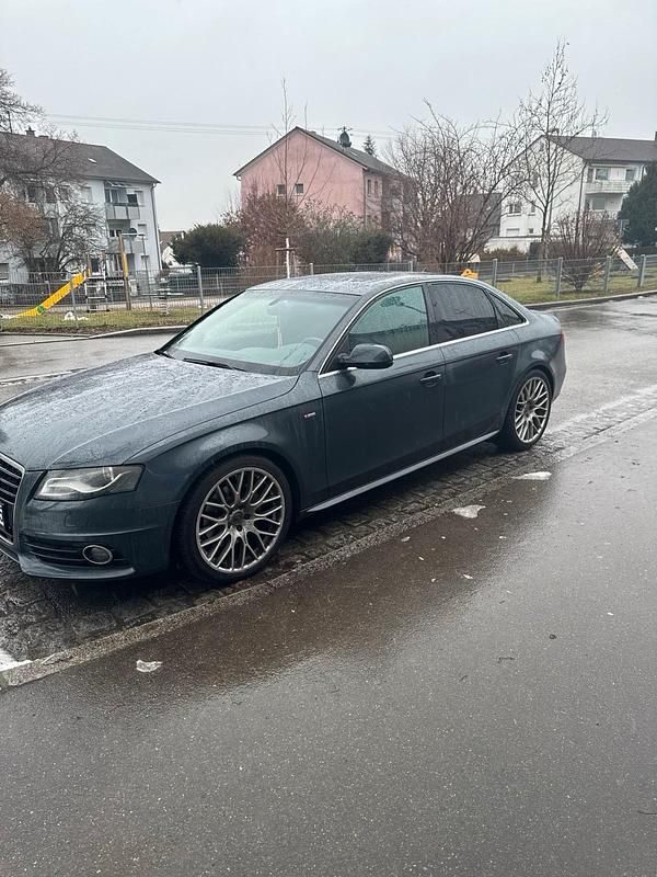 Grau Gebraucht 2009 Audi A4 S-Line Limousine | 7.700 € (Fairer Preis) - Bild 1/4