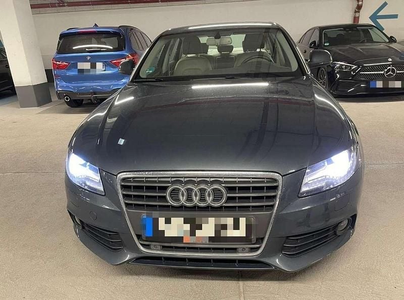 Gebraucht Audi A4 Ambiente 143 PS (105 kW) 2008 Grau Limousine