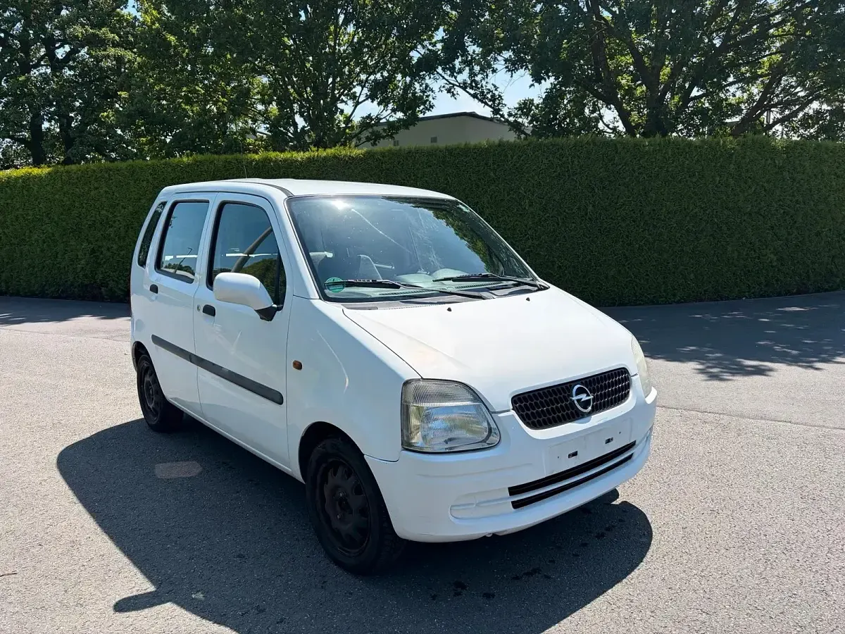 Gebraucht Opel Agila 58 PS (42 kW) 2002 Weiß Van / Kleinbus