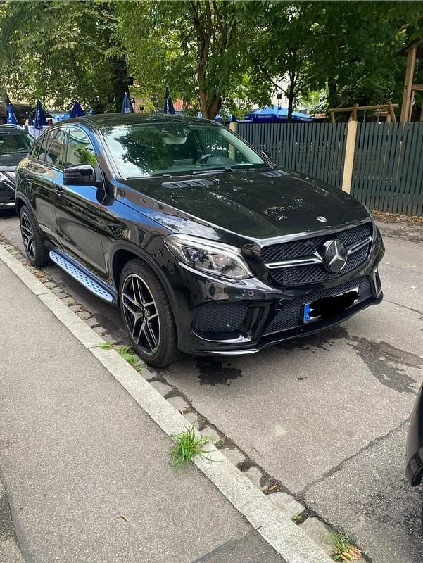 Gebraucht Mercedes GLE350 258 PS (189 kW) 2018 Schwarz Coupé