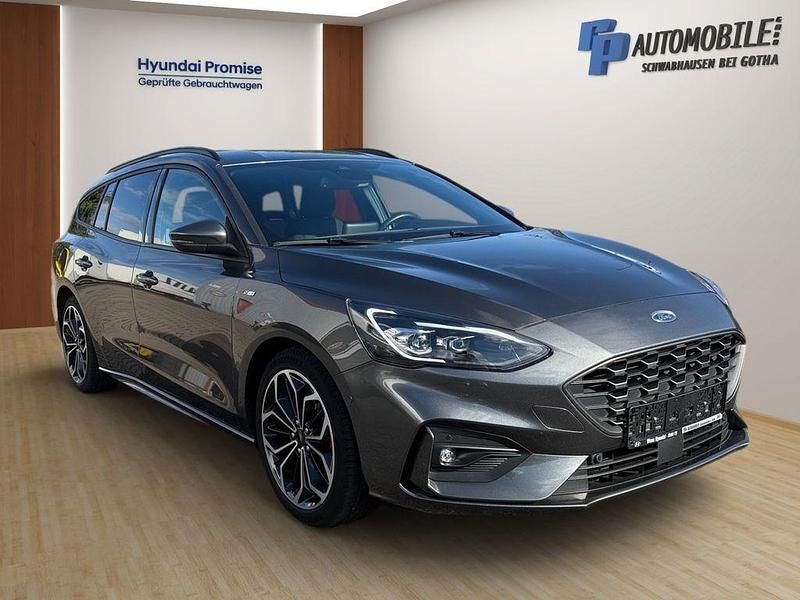 Gebraucht Ford Focus ST-Line 155 PS (114 kW) 2021 Grau Limousine