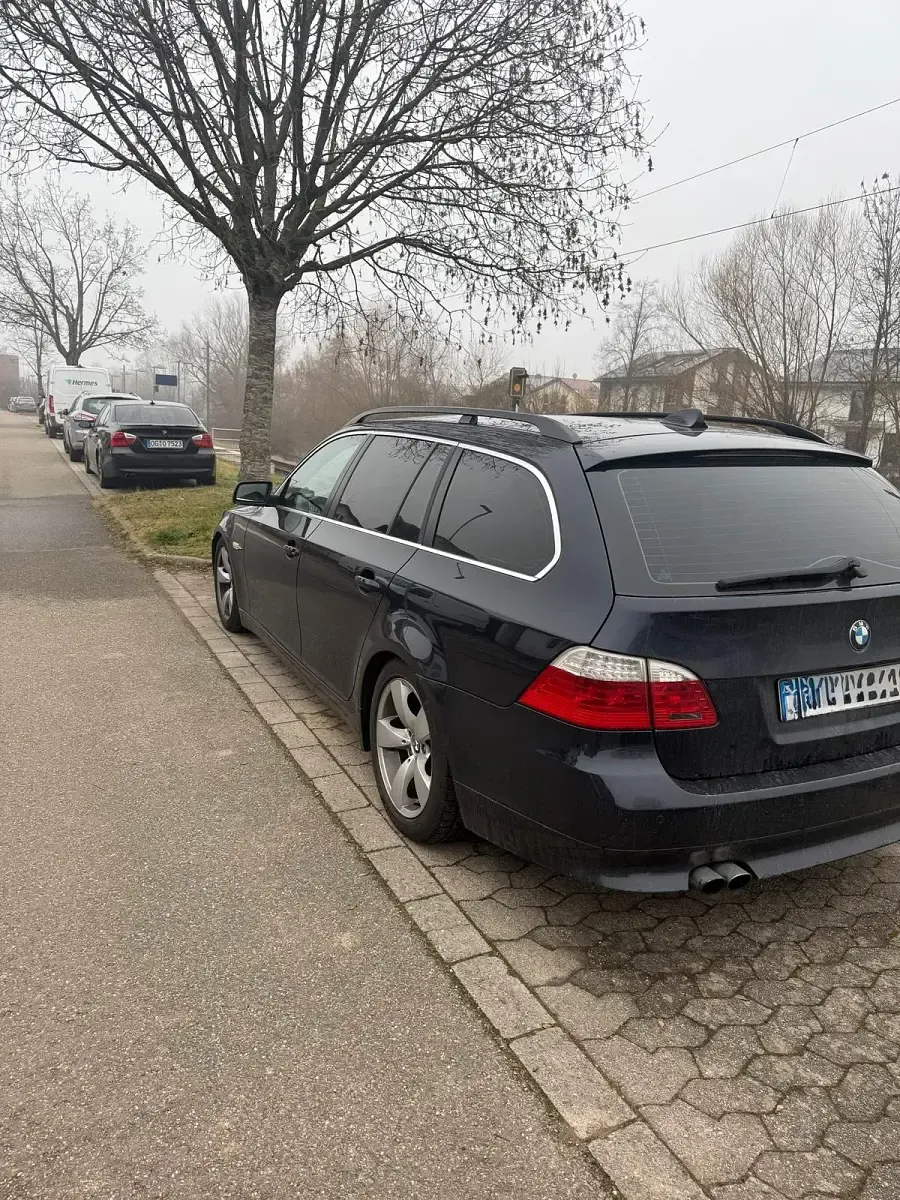 Używany BMW 525 197 KM (144 kW) 2009 Niebieski Kombi