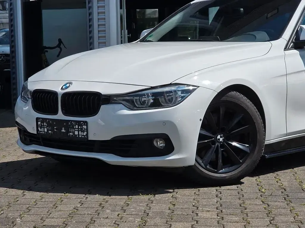 Occasion BMW 320 Advantage 184 ch (135 kW) 2017 Blanc Break
