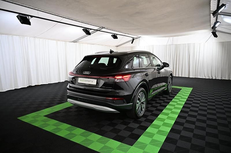 Neu Audi Q4 e-tron Advanced 125 kW (170 PS) 2025 Schwarz SUV