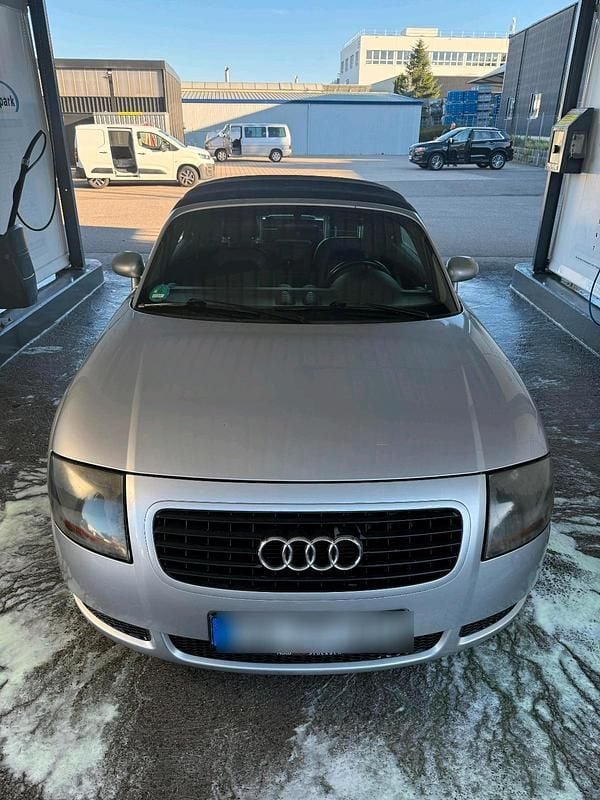 Silber Gebraucht 2003 Audi TT Cabrio | 2.200 € (Guter Preis) - Bild 1/4