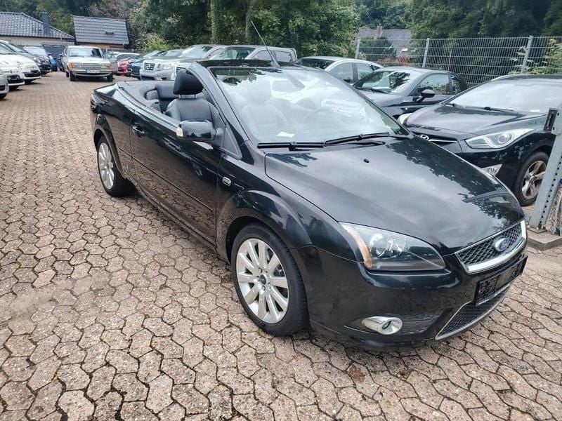 Gebraucht Ford Focus Cabriolet Titanium 145 PS (106 kW) 2007 Schwarz Cabrio
