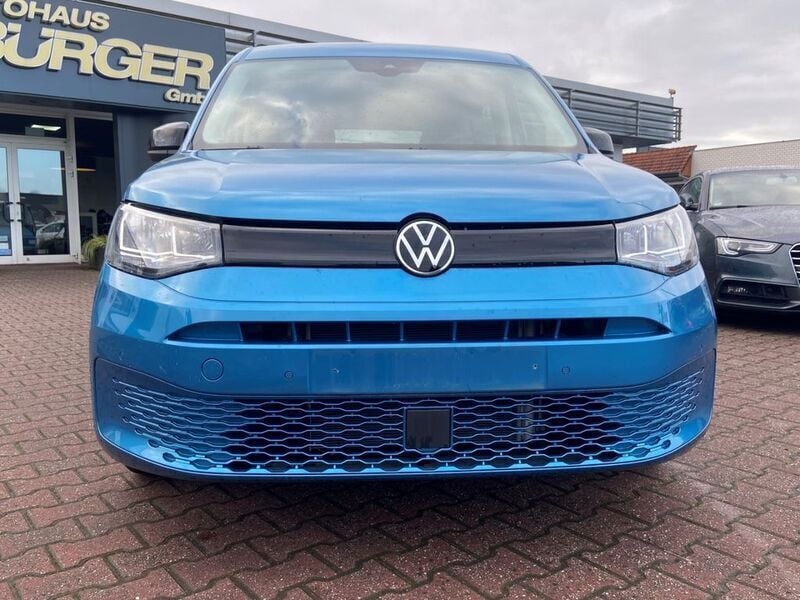 Blau Gebraucht 2024 VW Caddy Maxi Van / Kleinbus | 30.870 € (Fairer Preis) - Bild 1/4