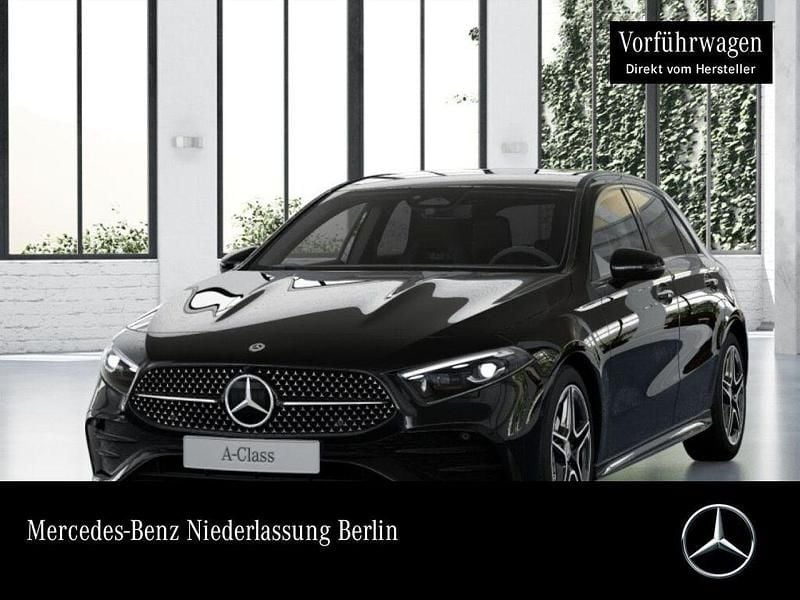 Schwarz Gebraucht 2025 Mercedes A180 AMG Limousine | 33.700 € (Fairer Preis) - Bild 1/2