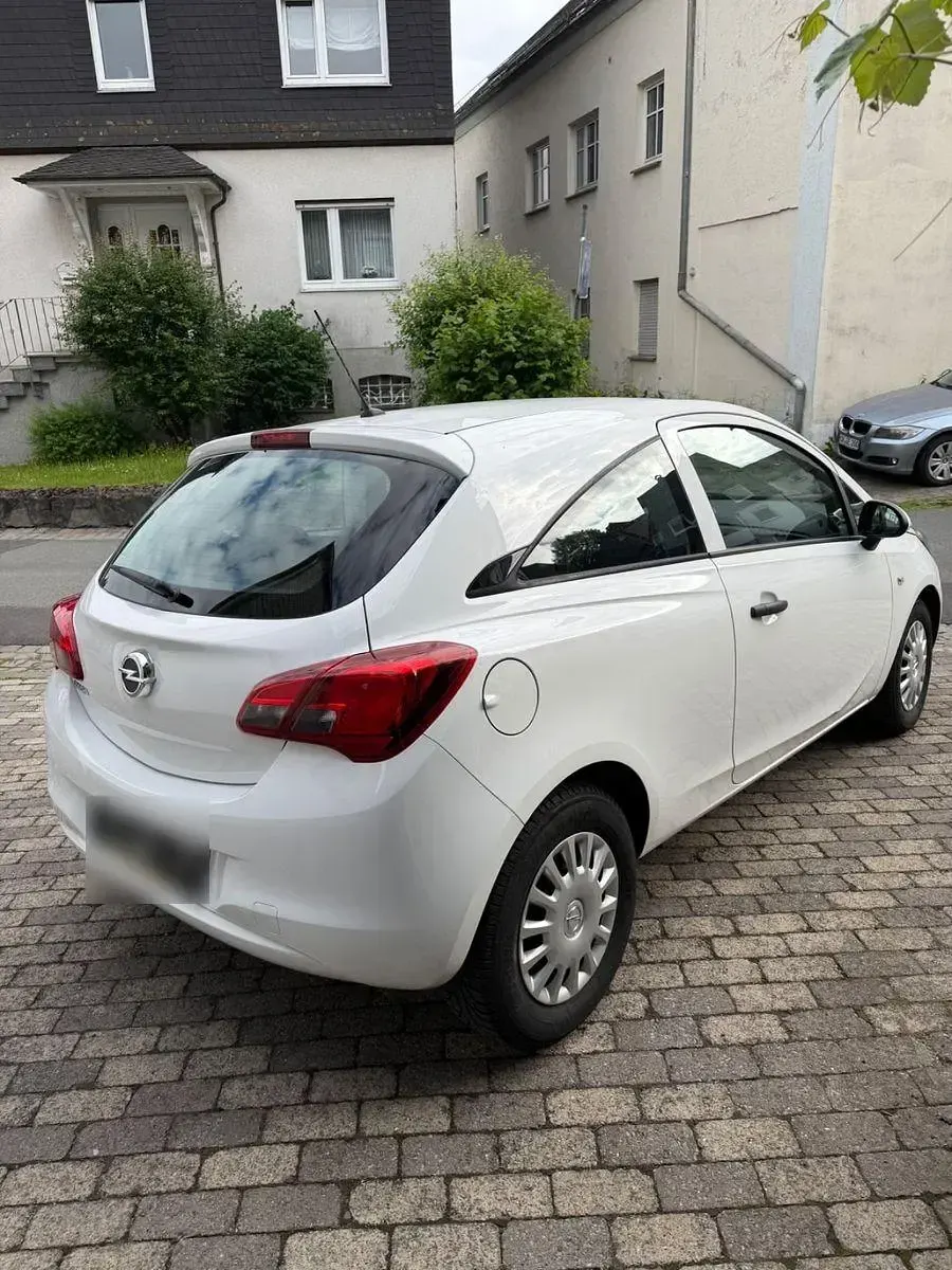 Gebraucht Opel Corsa Selection 69 PS (50 kW) 2017 Weiß Kleinwagen