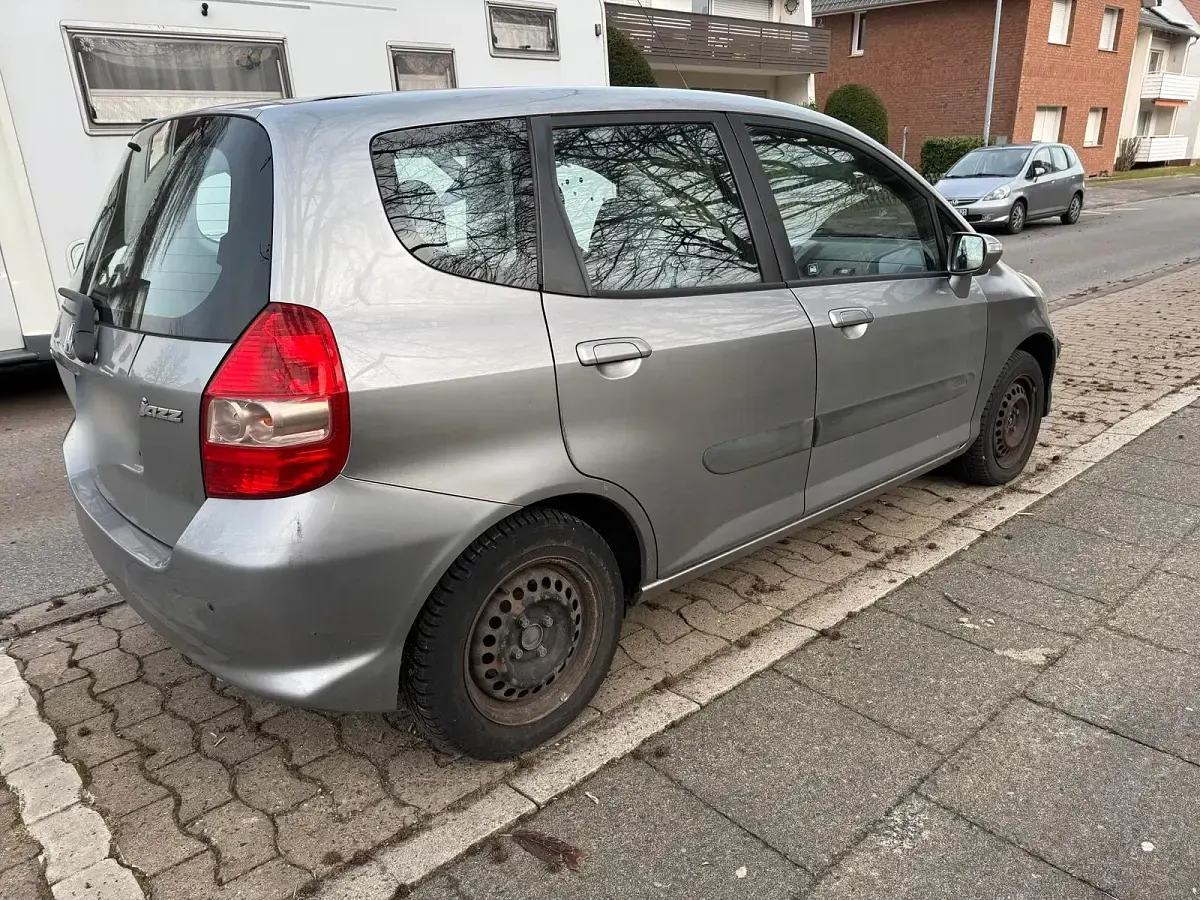 Gebraucht Honda Jazz 83 PS (61 kW) 2004 Silber Kleinwagen