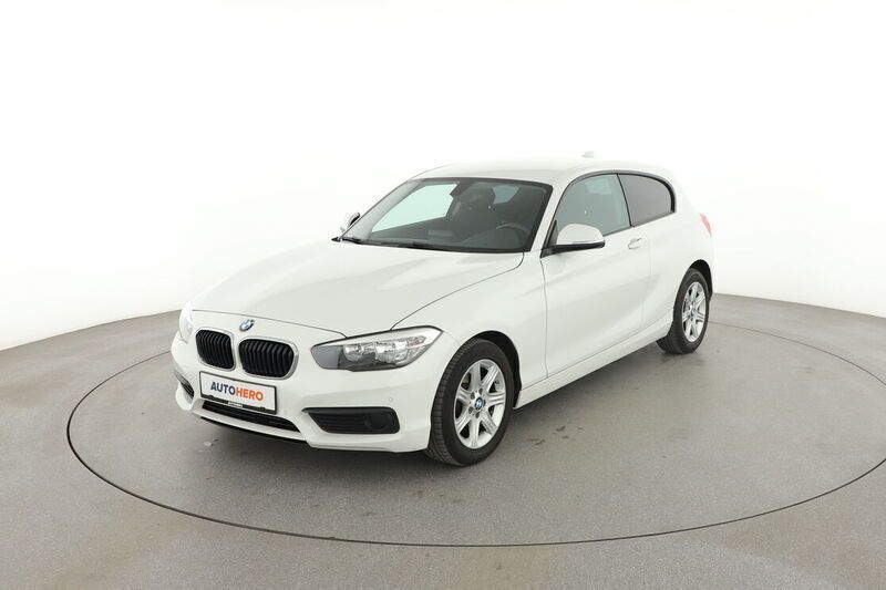 Weiß Gebraucht 2018 BMW 118 Kleinwagen | 14.050 € (Fairer Preis) - Bild 1/4