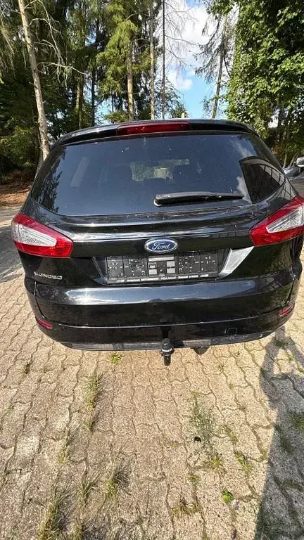 Gebraucht Ford Mondeo Trend 116 PS (85 kW) 2014 Schwarz Limousine