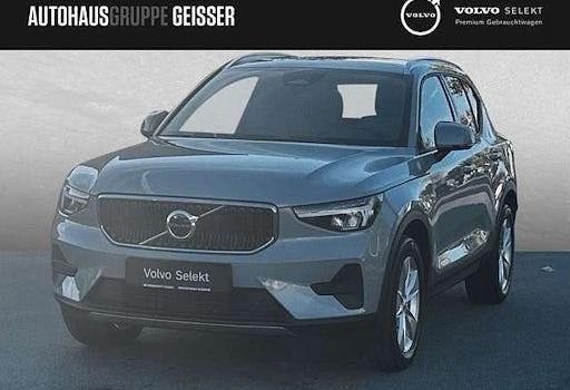 Neu Volvo XC40 Core 163 PS (119 kW) 2025 Grau SUV