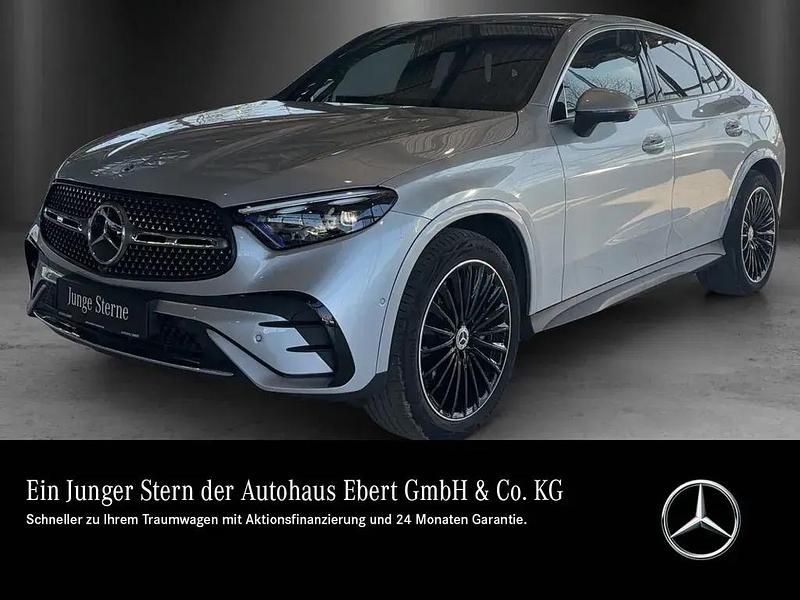 Hightechsilber Gebraucht 2023 Mercedes GLC300 Premium Limousine | 73.330 € (Teuer) - Bild 1/4