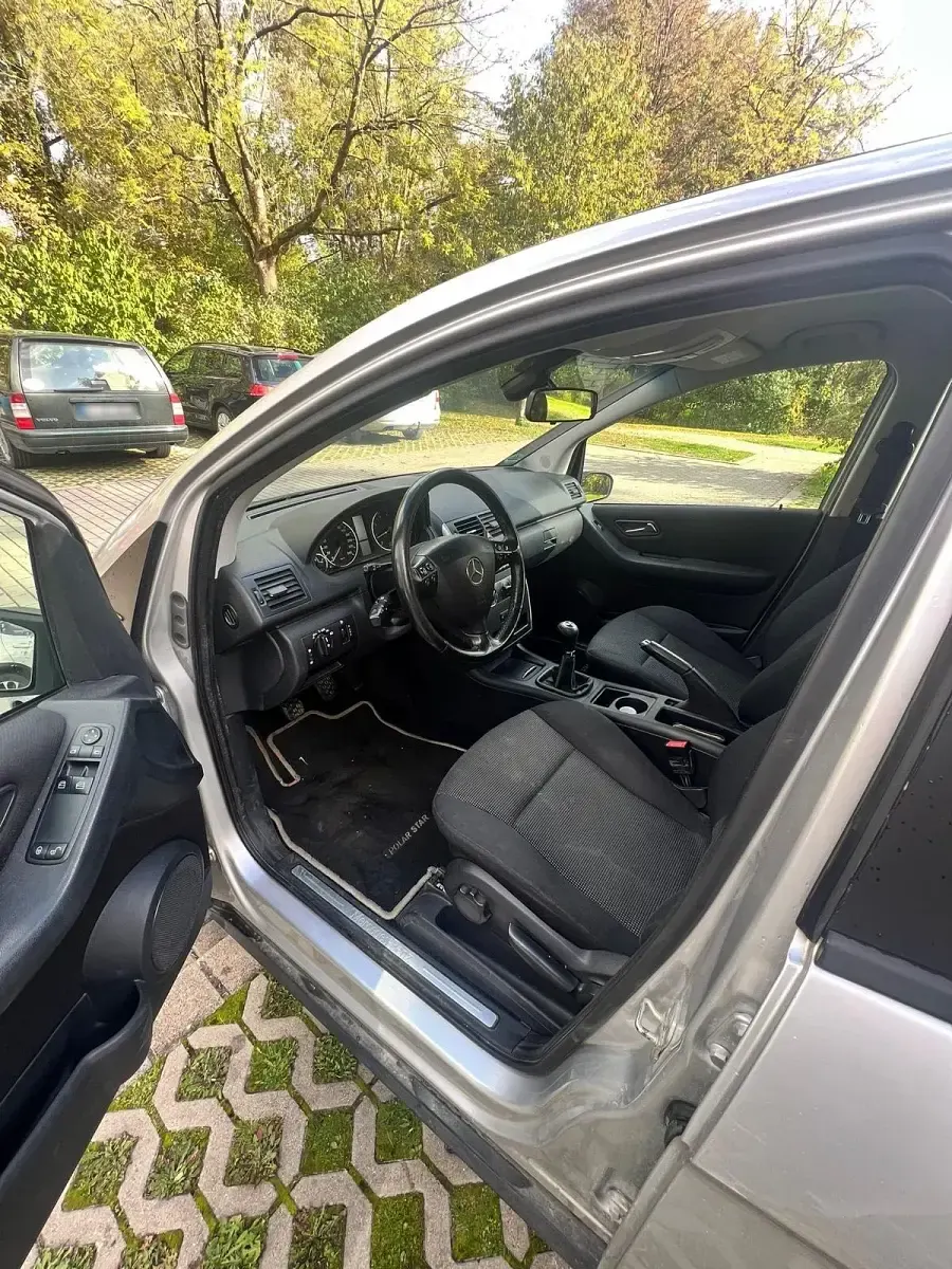 Gebraucht Mercedes A150 95 PS (69 kW) 2006 Silber Kleinwagen