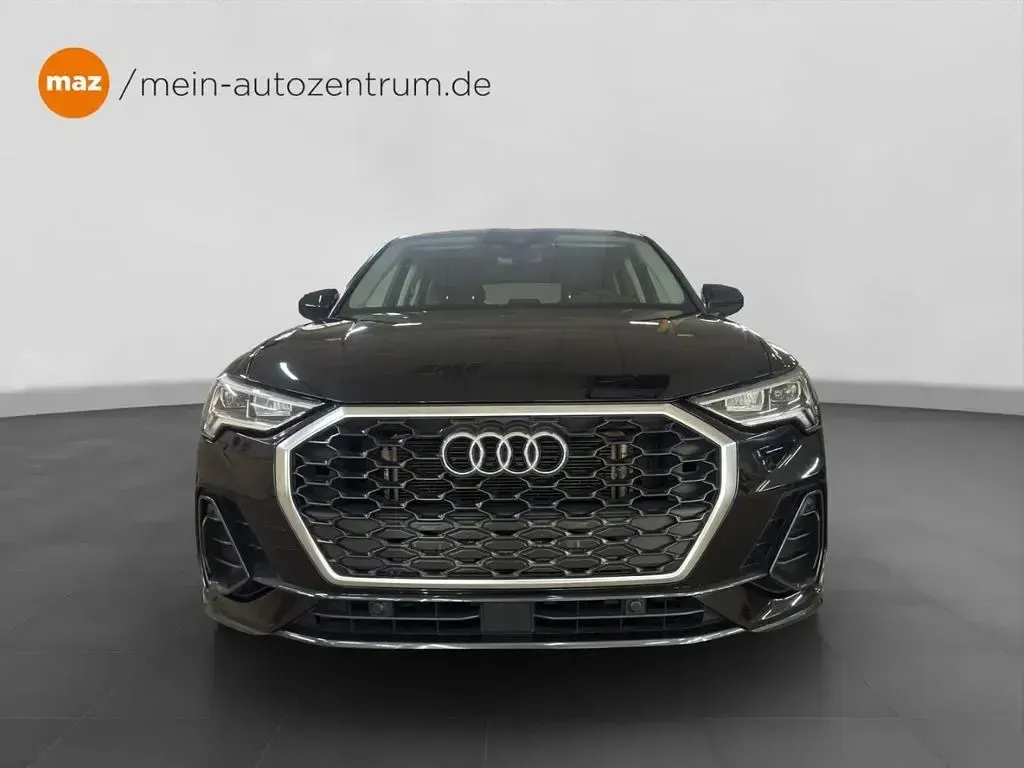 Gebraucht Audi Q3 Sportback Performance 150 PS (110 kW) 2022 Mythosschwarz metallic SUV