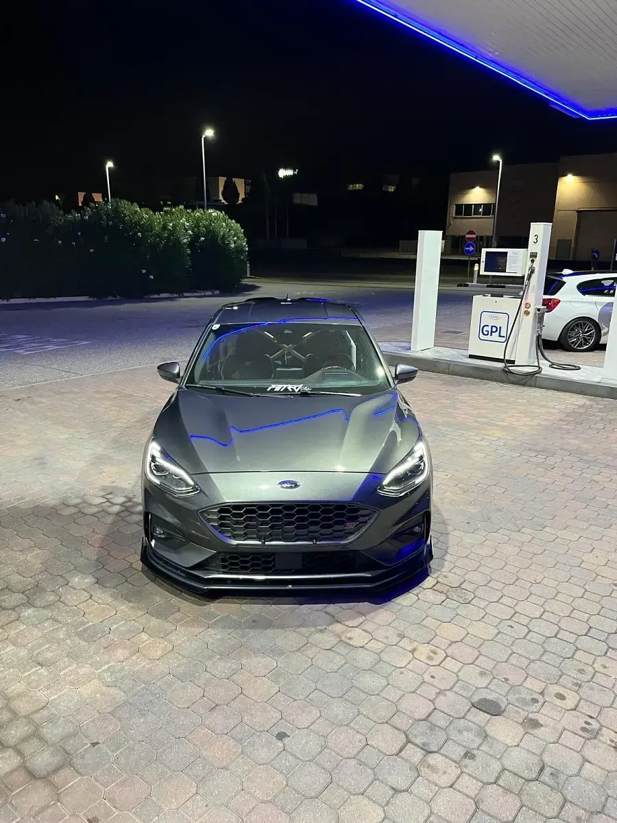 Gebraucht Ford Focus ST 280 PS (205 kW) 2021 Grau Kleinwagen