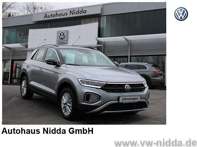 Gebraucht VW T-Roc Life 150 PS (110 kW) 2024 Pyritsilber metallic SUV
