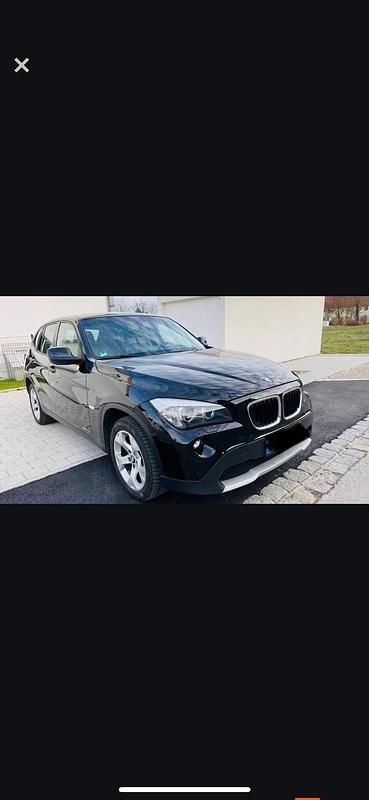 Schwarz Gebraucht 2010 BMW X1 SUV | 6.800 € (Guter Preis) - Bild 1/4