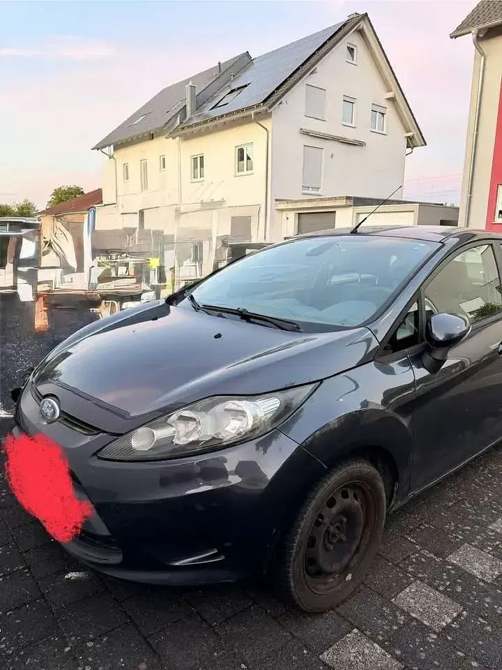 Usata Ford Fiesta 97 CV (71 kW) 2009 Berlina