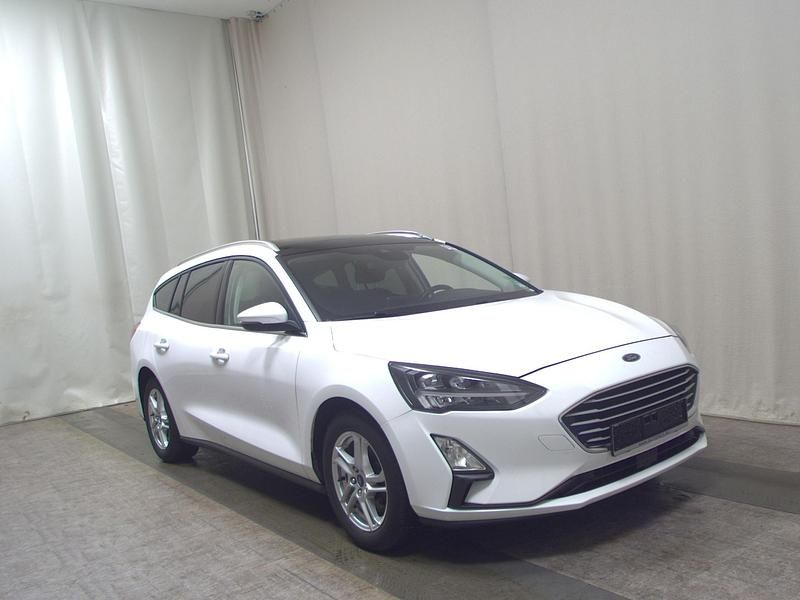 Gebraucht Ford Focus Cool & Connect 120 PS (88 kW) 2021 Weiss Kombi