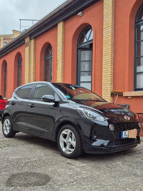 Schwarz Gebraucht 2023 Hyundai i10 GO! Kleinwagen | 13.850 € (Fairer Preis) - Bild 1/1