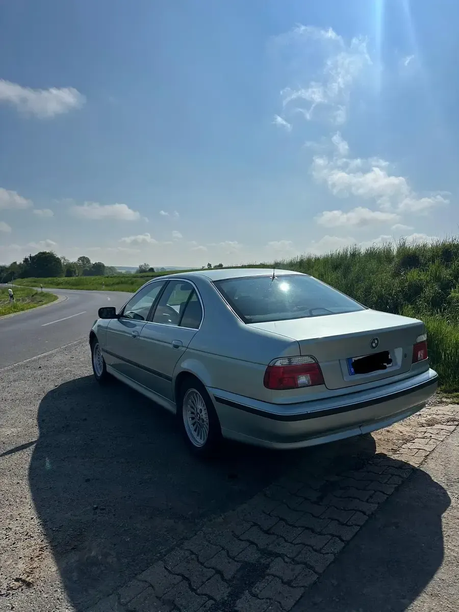 Gebraucht BMW 530 184 PS (135 kW) 2000 Grün Limousine