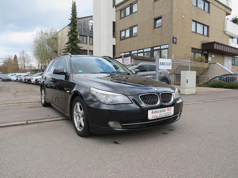 Gebraucht BMW 525 197 PS (144 kW) 2009 Schwarz Kombi