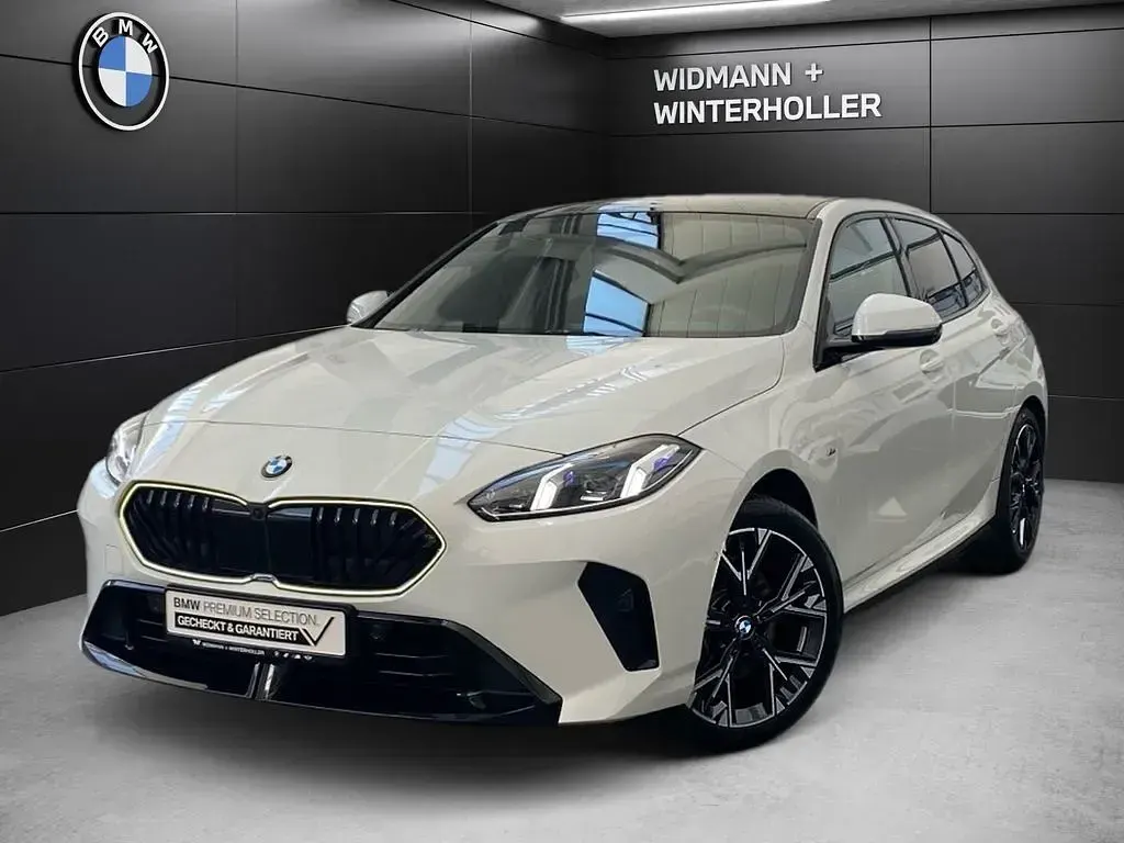 Gebraucht BMW 120 Shadowline 170 PS (125 kW) 2026 Weiß Kleinwagen