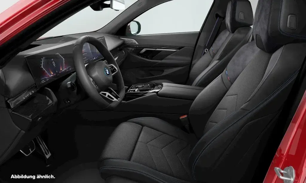 Gebraucht BMW 550e M Sport 489 PS (359 kW) 2025 Rot Kombi